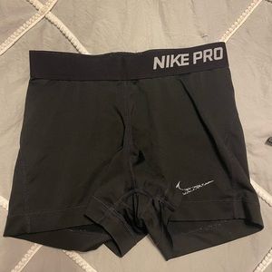 NIKE PROS